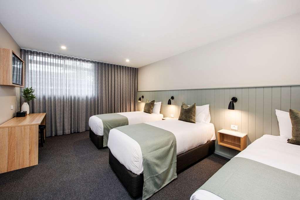 The Clairfield Hotel Mudgee Room photo
